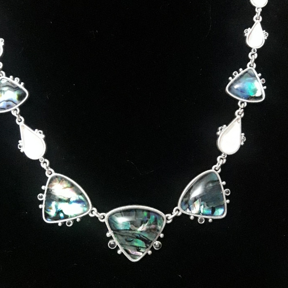 SALE🔥Lucky Brand alboline shell necklace